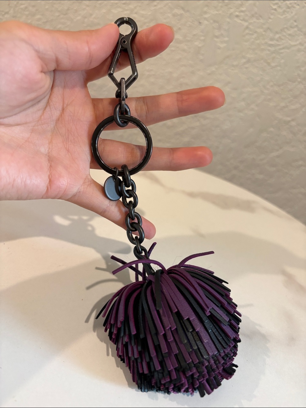 Sold Bottega Veneta Purple Pom-Pom Bagcharm Keychain Accessory - Picture 9 of 10